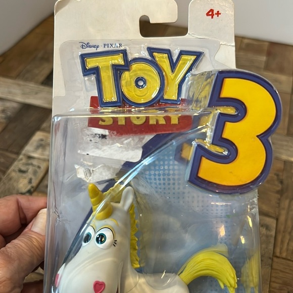 Disney Pixar Toy Story 3 Buttercup Unicorn Figure NWT - Picture 4 of 7